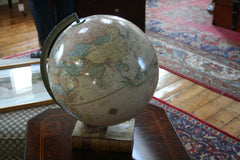 Tennyson Globe, Book Base